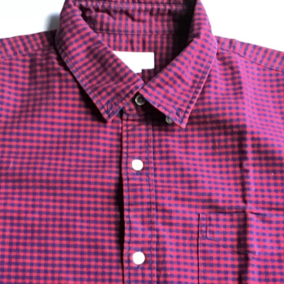 GAP  Red burgundy  & navy motifs 100 % cotton button front shirt Sz L - Picture 4 of 7